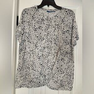 Apt. 9 Black and White Speckled Short Sleeve Tee